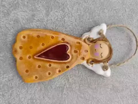 anioł ceramiczny