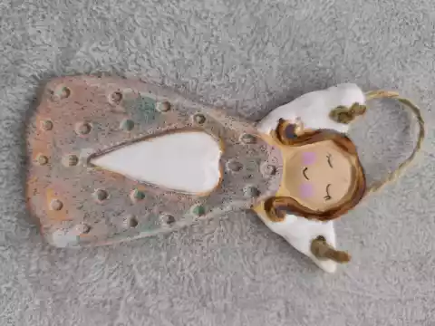 anioł ceramiczny