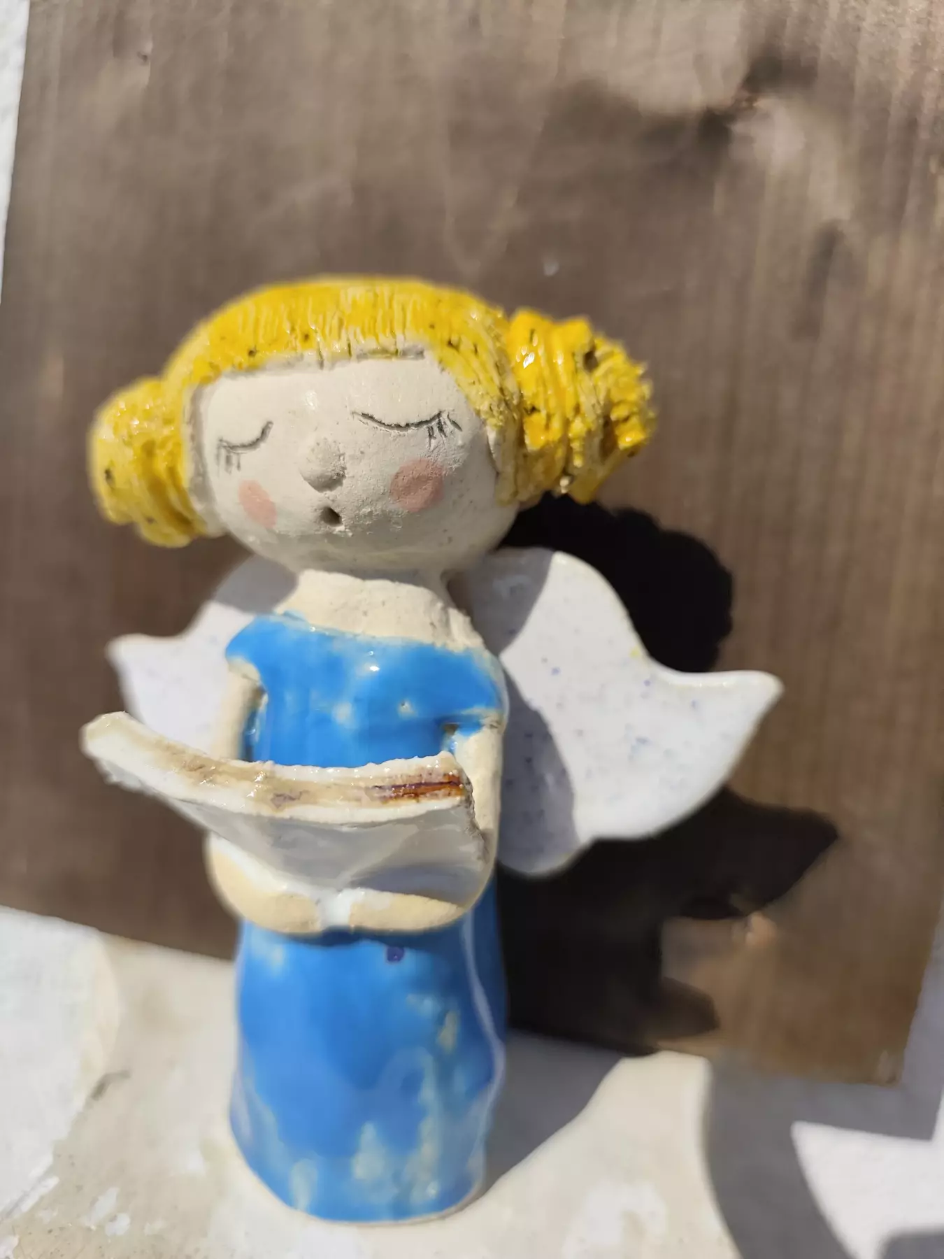 aniołek ceramiczny